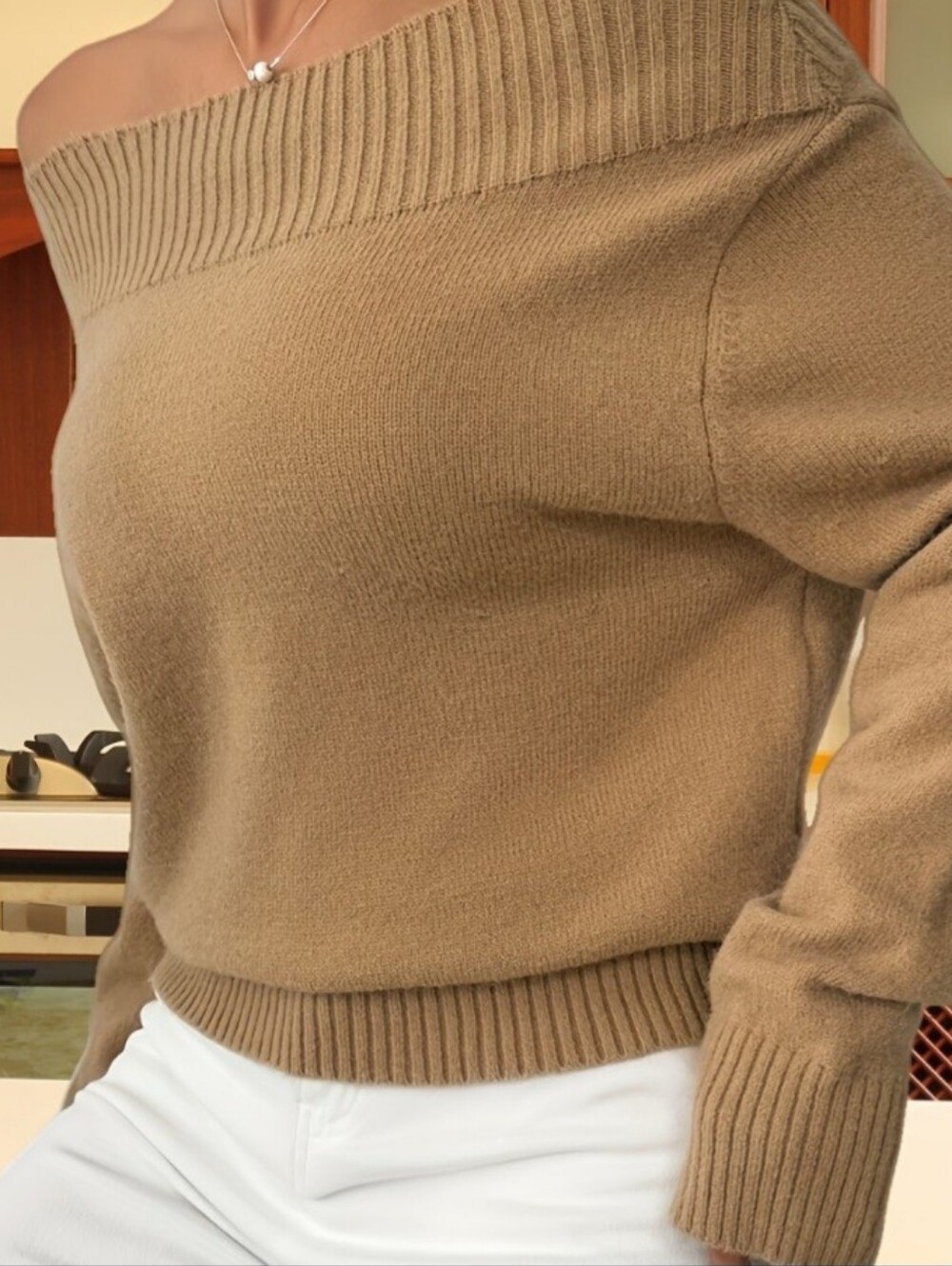 NWOT Love Tree Off-Shoulder Soft Camel-Brown Knit Sweater Sz Large